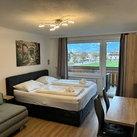 아파트 Apartmentavenue